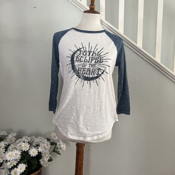 Rock & Republic Womens Total Eclipse of the Heart Baseball Tshirt Sz XS Music - Picture 1 of 8